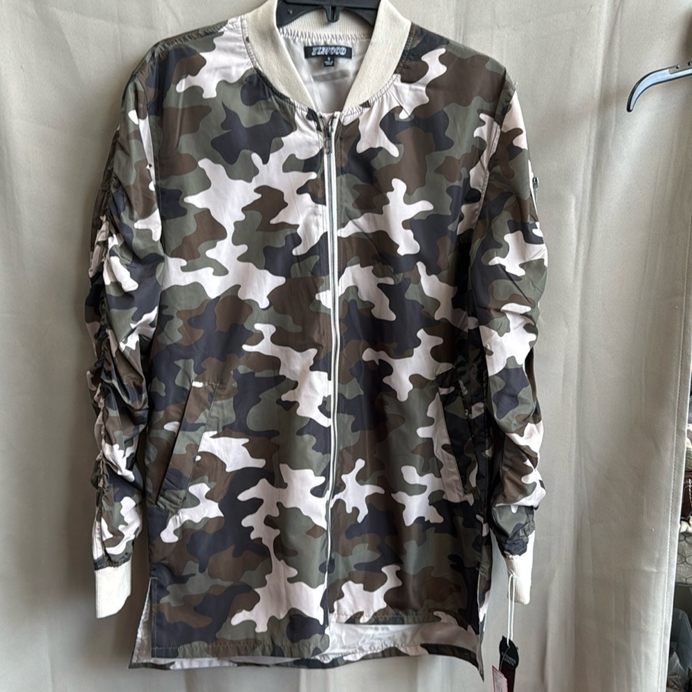NWT Elwood Men’s Camo Lightweight Flight Bomber Jacket Size S